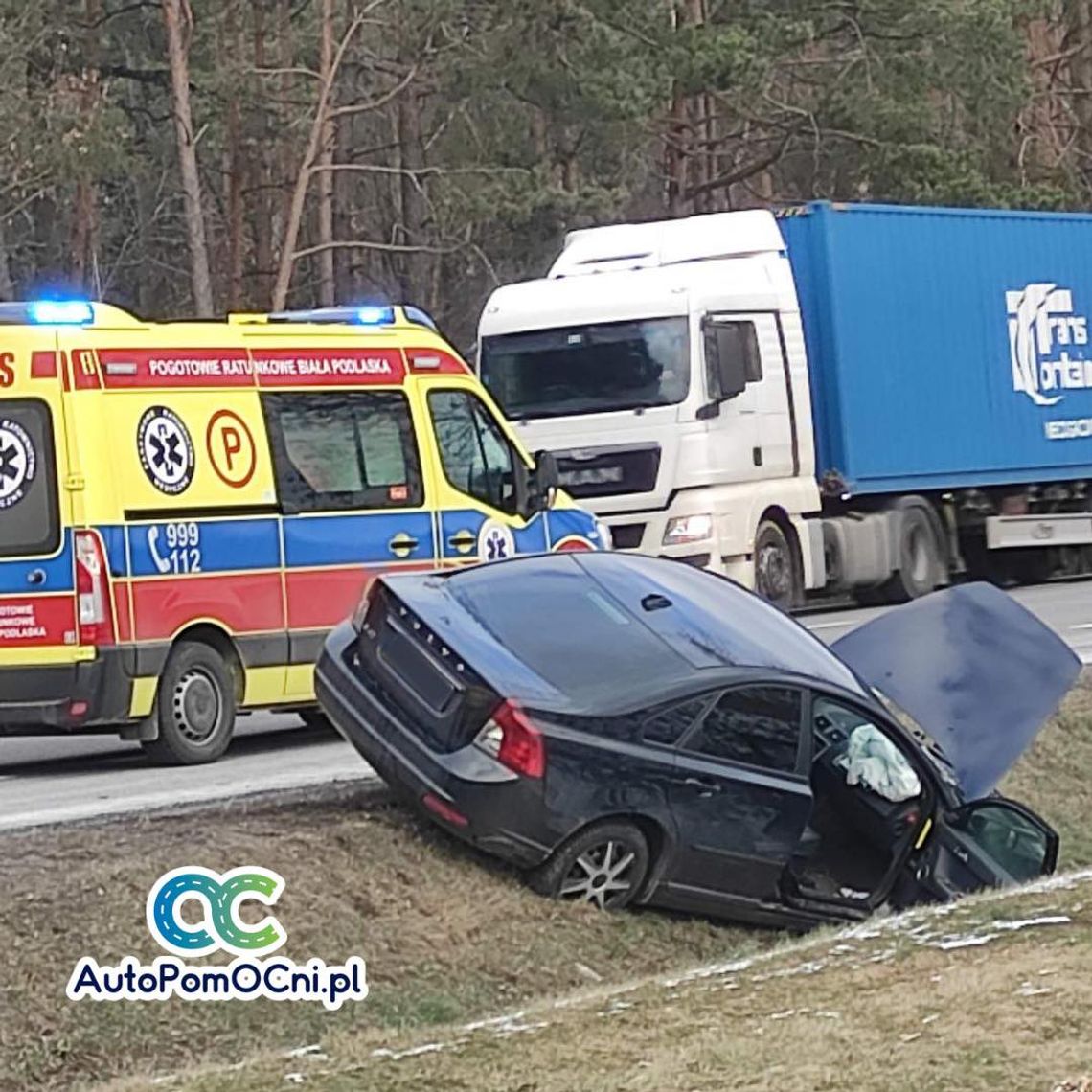 [Z OSTATNIEJ CHWILI] Zderzenie samochodów na krajowej dwójce. Jedna osoba ranna