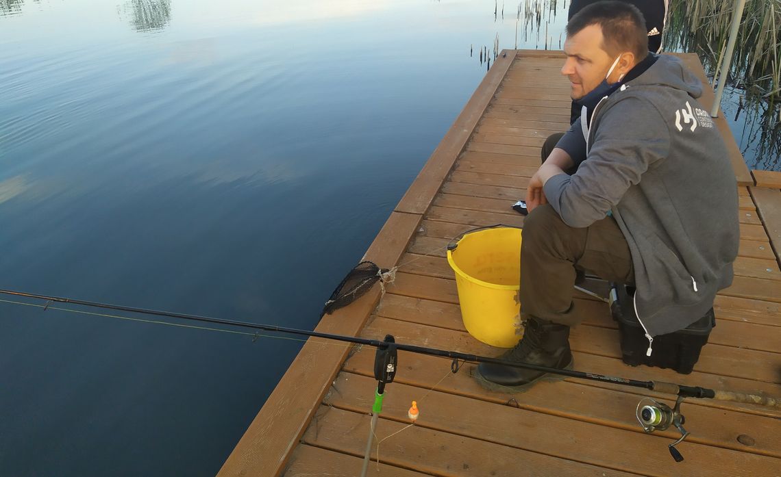 Zmierzą się w zawodach wędkarskich. Kto zdobędzie puchar?