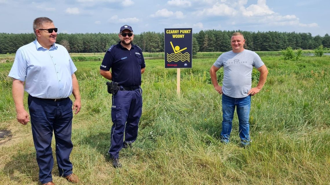 Znakują niebezpieczne kąpieliska. Kilka znajduje się w powiecie łosickim