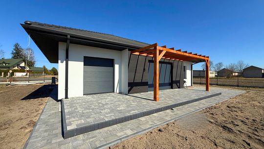 Dom energooszczędny z dużą działką – 3200 m²