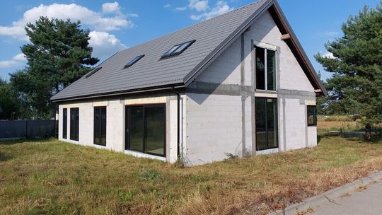 Dom w Sławacinku Starym – stan surowy zamknięty