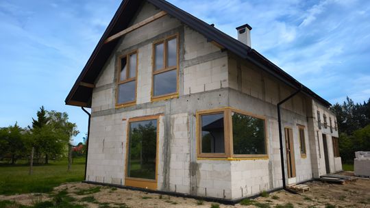 Dom w zabudowie bliźniaczej w Kaliłowie