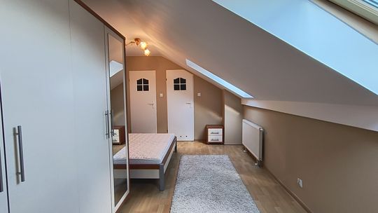 Dwupoziomowe mieszkanie 103m2, niski czynsz Dwupoziomowe mieszkanie 103m2, niski czynsz