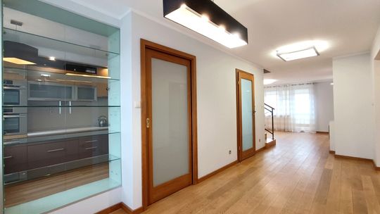 Dwupoziomowe mieszkanie 114m2 przy ul. Sobieskiego