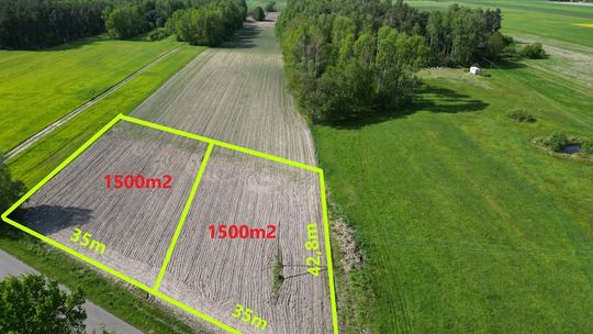 Działka o powierzchni 1500m2 w Łomazach