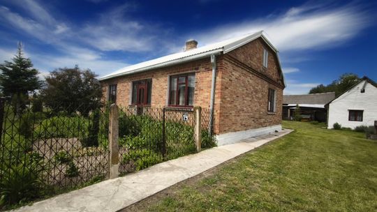 Na sprzedaż siedlisko z murowanym domem