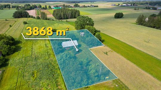 Siedlisko z budynkami w m. Sapiehów