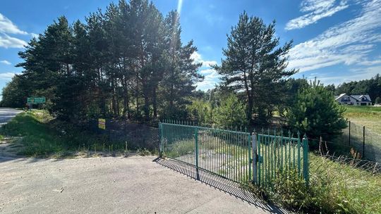 Unikalna działka usługowa ze stawem i lasem! Unikalna działka usługowa ze stawem i lasem!