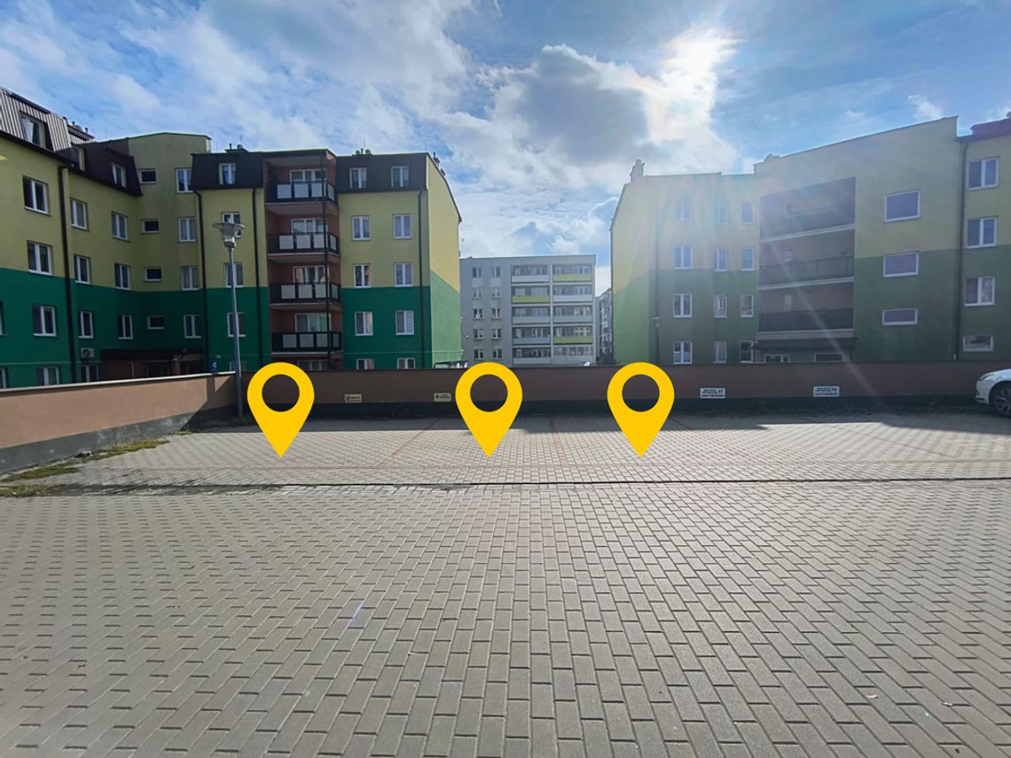 Do sprzedania 3 miejsca postojowe w Białej Podl.