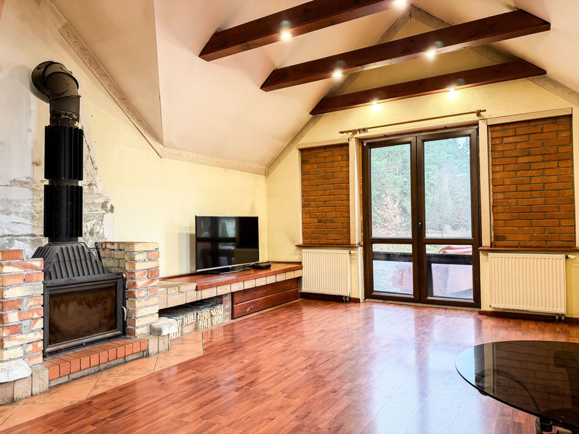 Dom o powierzchni 196 m², położony na działce 686 m²