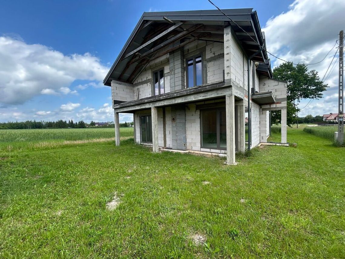 Dom w SSZ na działce 70a w Czemiernikach