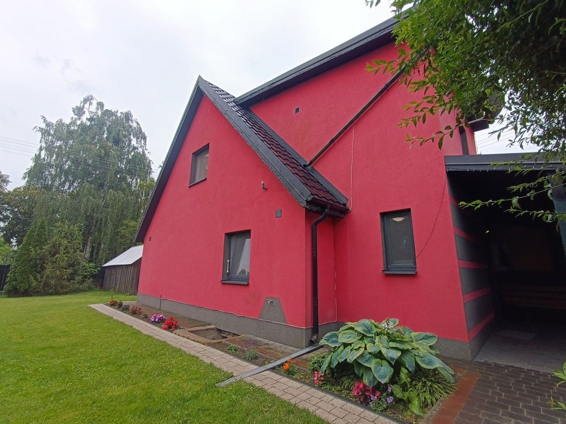 Dom z pełnym wyposażeniem w Kostomłotach