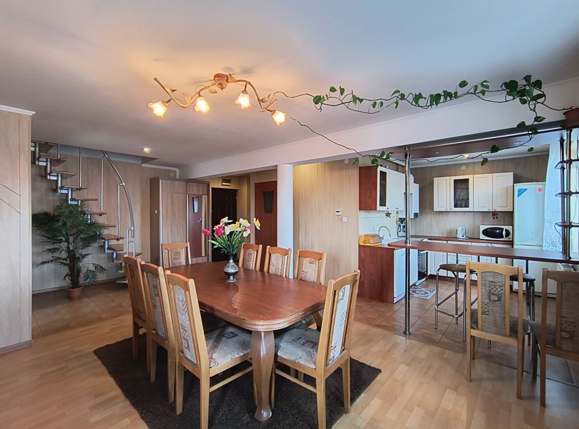 Dwupoziomowe mieszkanie 103m2, niski czynsz