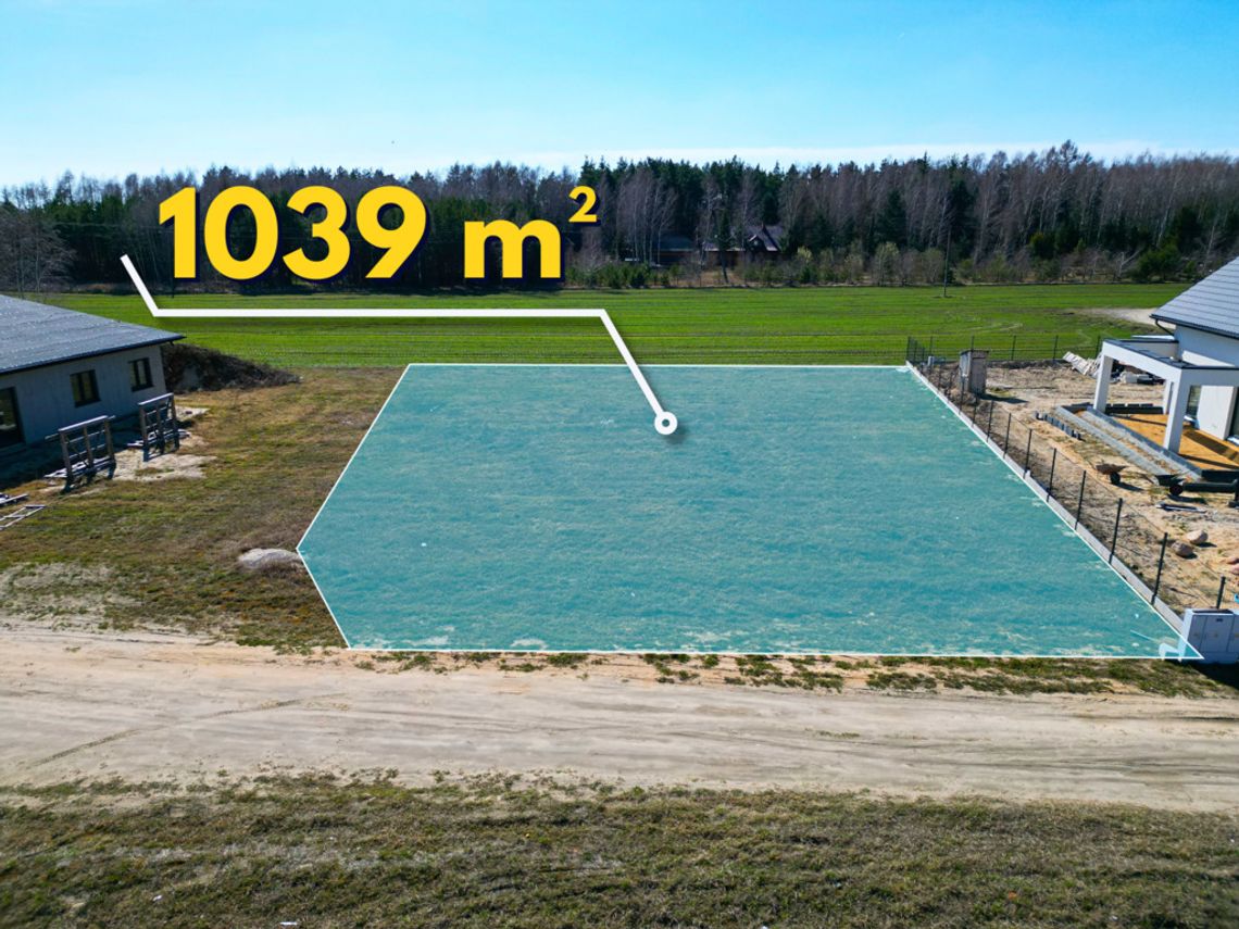 Działka budowlana 1039 m² z prądem i WZ