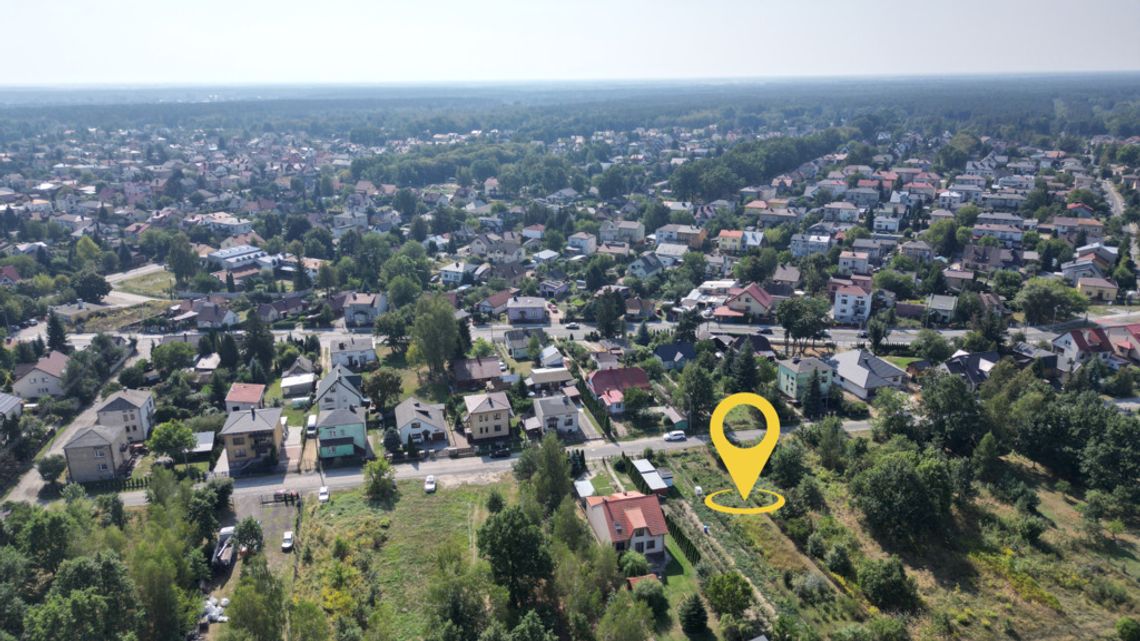 Działka przy ul. Winiarskiej, media w drodze