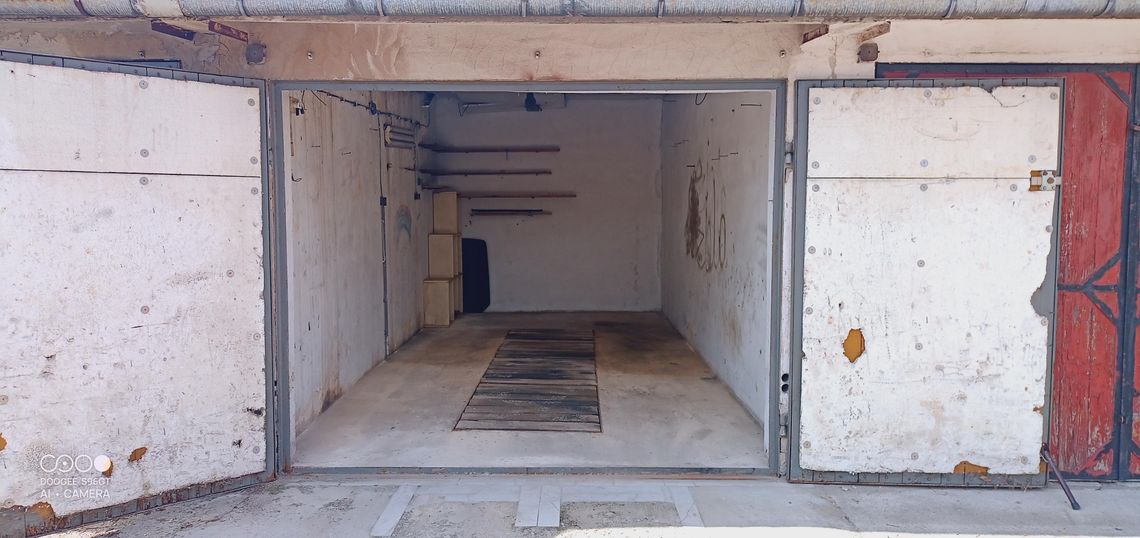 Garaż sprzedam lub wynajmę