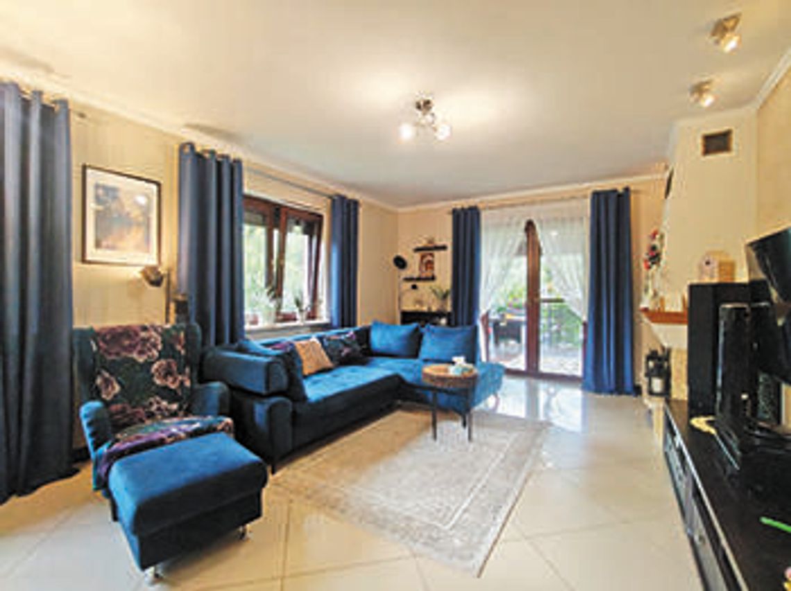 Piękny dom w Rakowiskach na dużej działce