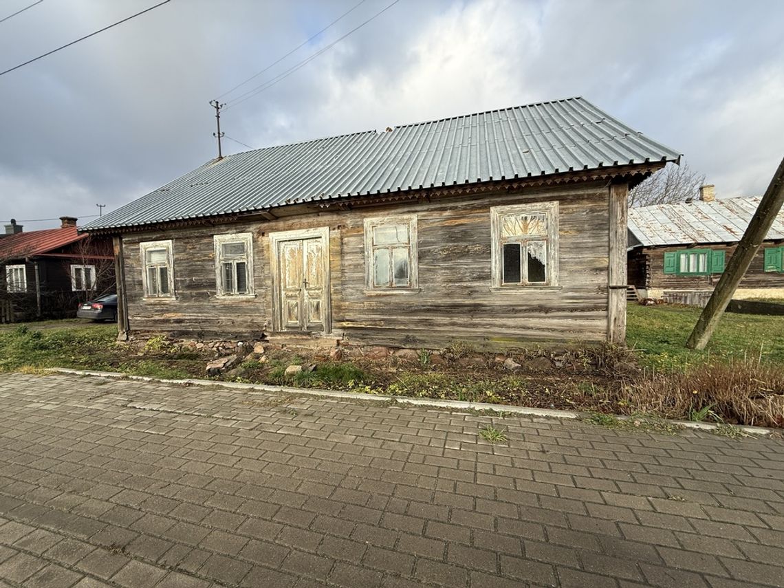 Stary dom + 2 działki = 20 arów | 130 000 zł