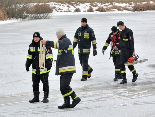 Pokaz ratownictwa na lodzie w Białej Podlaskiej