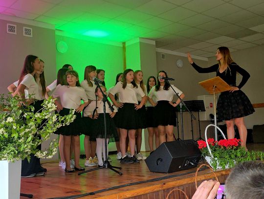 XV Jubileuszowy Powiatowy Przegląd Chórów i Zespołów Śpiewaczych w Polubiczach