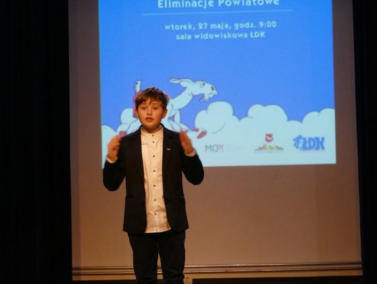 Łosice. Powiatowy etap 41. Konkursu Recytatorskiego im. Kornela Makuszyńskiego [GALERIA ZDJĘĆ]