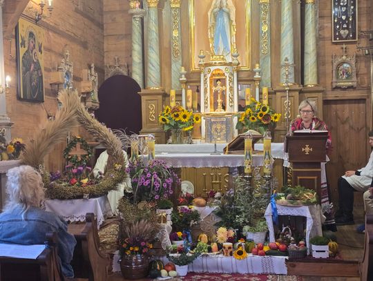 Dożynki parafialne w Ortelu Królewskim Pierwszym i Drugim