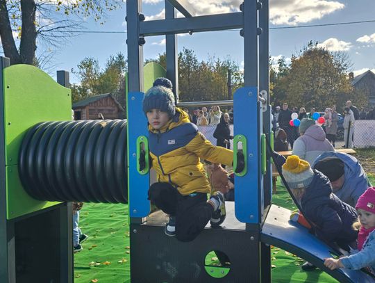 Oficjalne otwarcie placu zabaw w Kątach