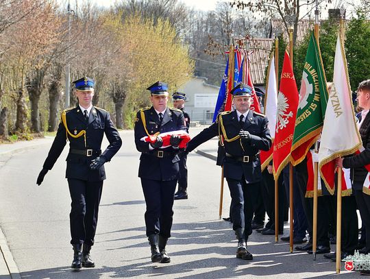 Łosice. 86. rocznica Zbrodni Katyńskiej oraz 16. rocznica Katastrofy Smoleńskiej [GALERIA ZDJĘĆ]