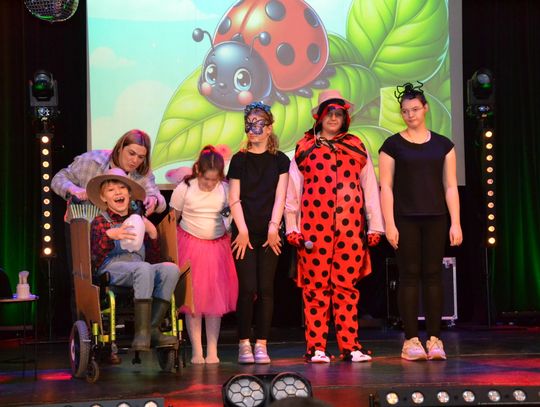 Gala Mam Talent uświetniła Dzień Godności w Radzyniu Podlaskim (GALERIA ZDJĘĆ) Gala Mam Talent uświetniła Dzień Godności w Radzyniu Podlaskim (GALERIA ZDJĘĆ)