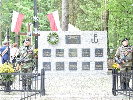 Uroczystości z okazji 82. rocznicy walk. Upamiętnili żołnierzy "Zenona" [GALERIA ZDJĘĆ]